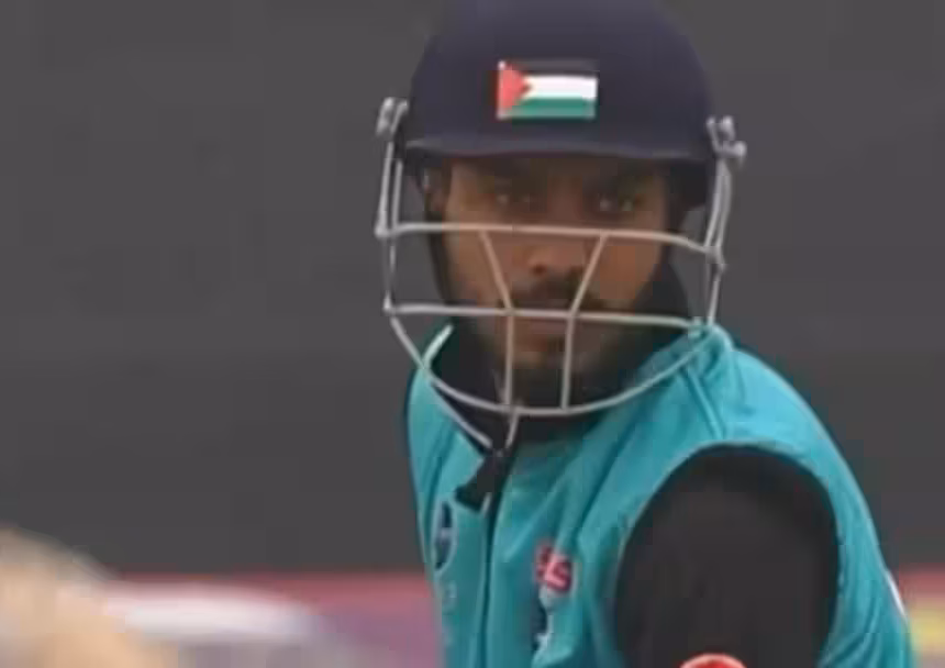 bd578463e001329e460d76e84d7b8f2a17672869917121316_original Police question Kashmiri cricketer over helmet bearing Palestine flag
